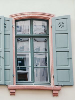 Sightseeing Heidelberg: Fenster in der Altstadt