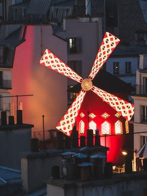 Sehenswürdigkeiten in Paris Montmartre: Moulin Rouge